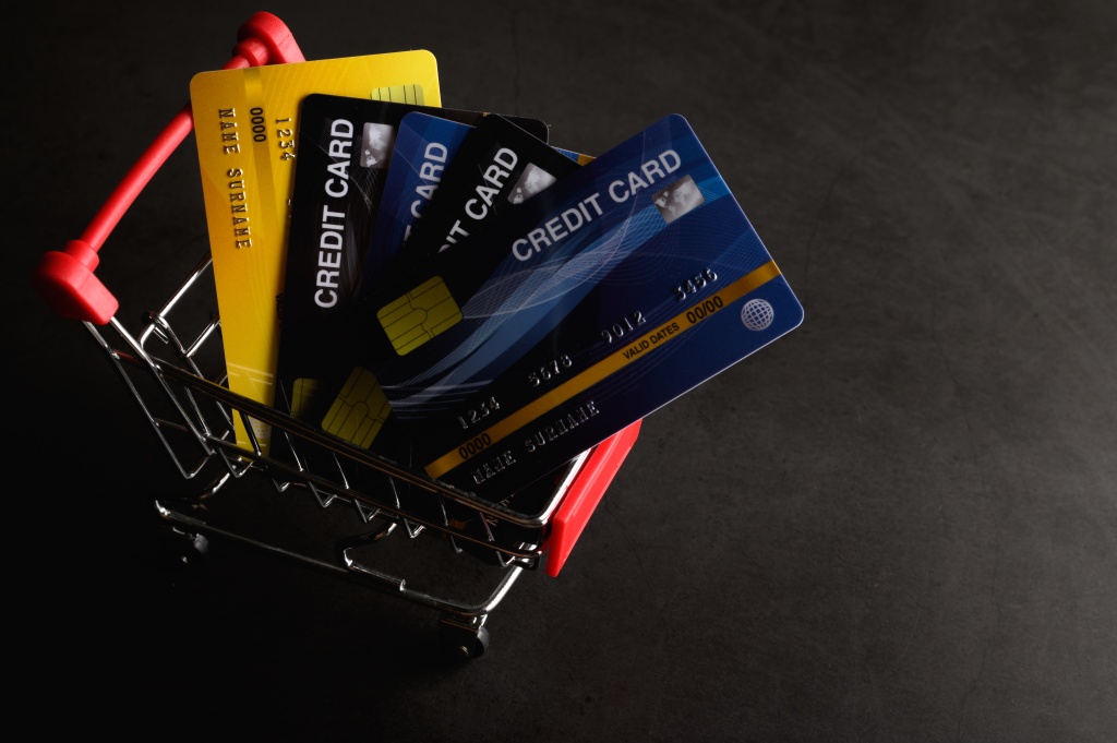 credit-card-placed-cart-pay-product.jpg корзина
