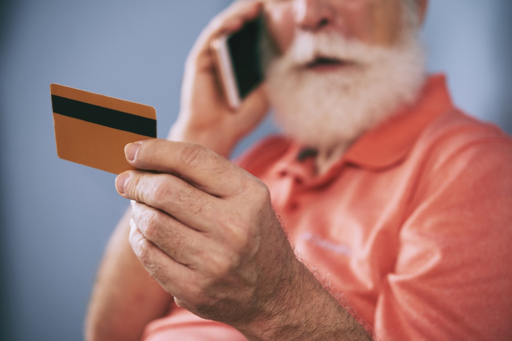 ordering-by-phone.jpg звонок